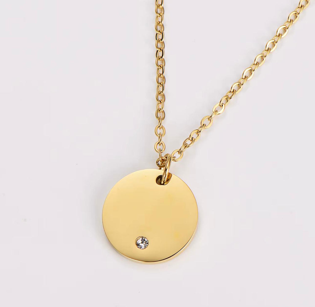 collar redondo con circón